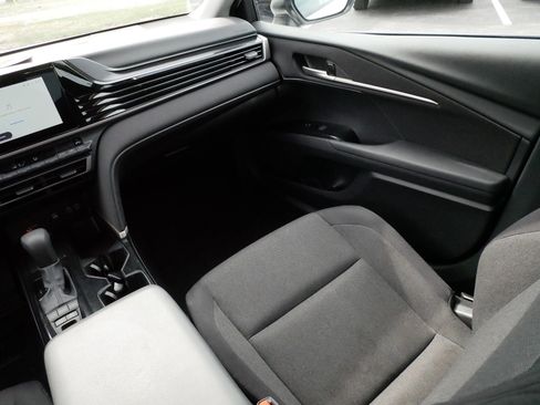 Certified 2025 Toyota Camry LE image 11