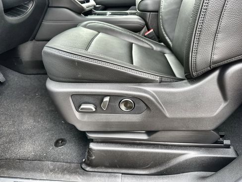 New 2026 GMC Yukon XL Denali w/ Sun & Power Step Package image 14