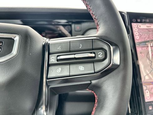 New 2026 GMC Yukon XL AT4 Ultimate AWD/4WD image 32