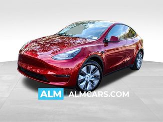 Used 2024 Tesla Model Y Long Range video 1