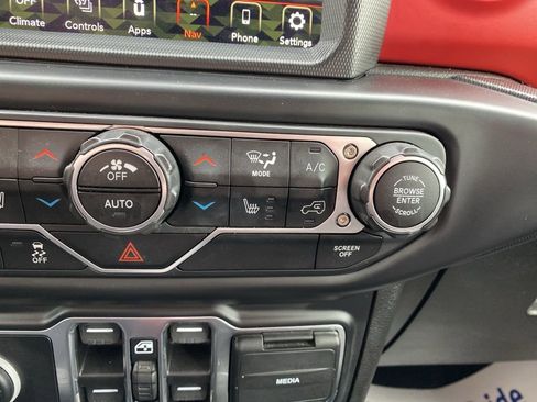 Used 2022 Jeep Gladiator Rubicon w/ LED Lighting Group image 25