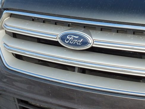 Used 2019 Ford Escape SEL image 15