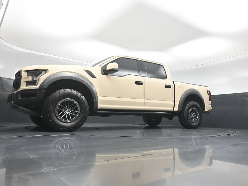 Used 2019 Ford F150 Raptor w/ Equipment Group 802A Luxury AWD/4WD image 42