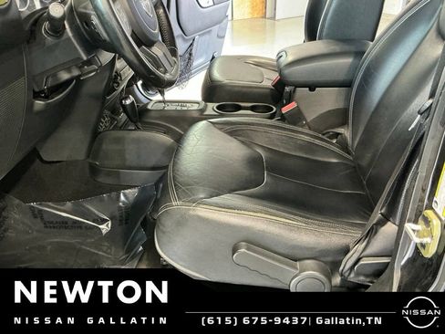 Used 2018 Jeep Wrangler Unlimited Sahara AWD/4WD image 14