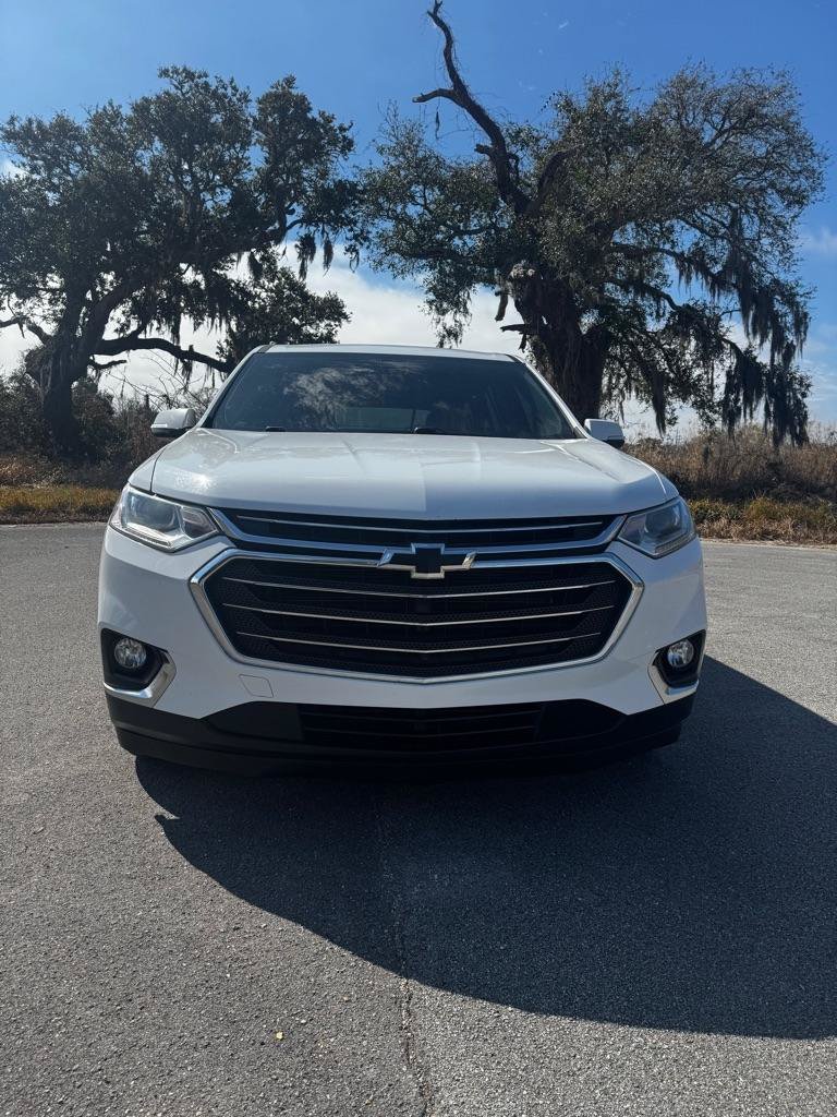 Used 2019 Chevrolet Traverse LT w/ LT Premium Package FWD image 8
