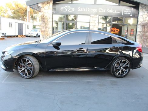 Used 2020 Honda Civic Sport image 2