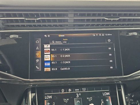 Used 2025 Audi Q7 3.0T Premium Plus AWD/4WD image 27