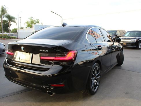 Used 2020 BMW 330i Sedan w/ Convenience Package RWD image 5