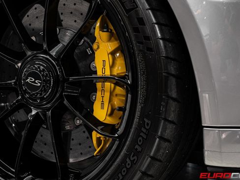 Used 2019 Porsche 911 GT2 RS RWD image 31