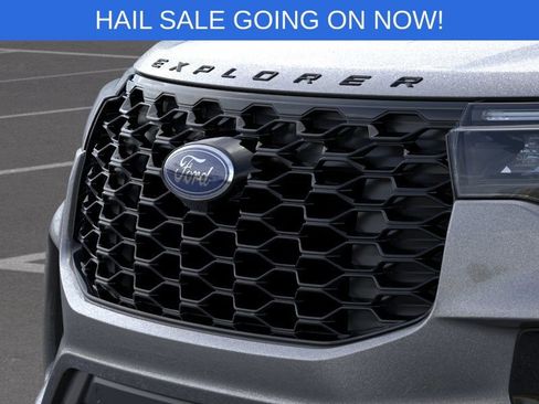 New 2026 Ford Explorer ST-Line w/ ST-Line Street Pack AWD/4WD image 18