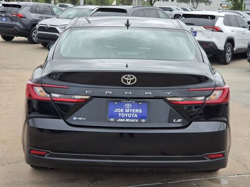 Used 2026 Toyota Camry LE FWD image 8