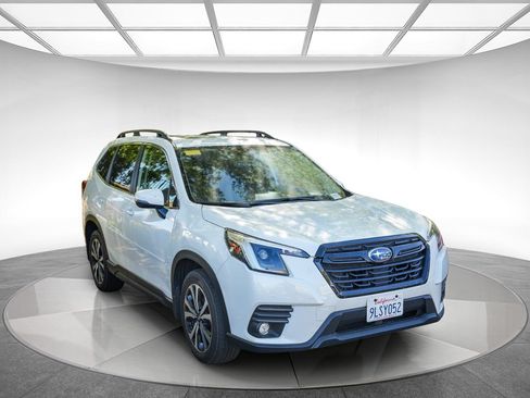 Used 2024 Subaru Forester Limited AWD/4WD image 2
