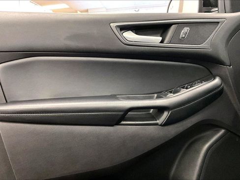 Certified 2022 Ford Edge SE w/ Black Appearance Package image 22