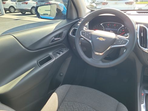 Used 2024 Chevrolet Equinox LT FWD image 14