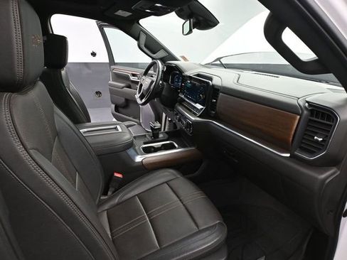 Used 2022 Chevrolet Silverado 1500 High Country image 56