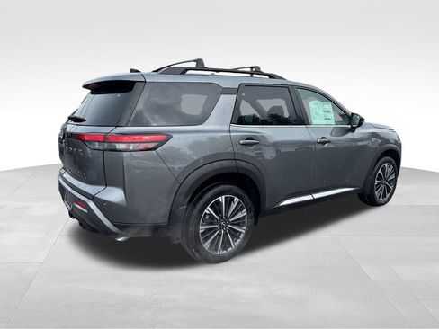 New 2026 Nissan Pathfinder Platinum image 6