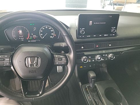 Used 2025 Honda Civic Sport image 10