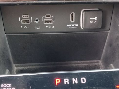 Used 2023 Jeep Grand Cherokee L Summit w/ Advanced Protech Group IV AWD/4WD image 19