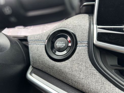 Used 2022 Jeep Compass Latitude w/ Convenience Group image 17