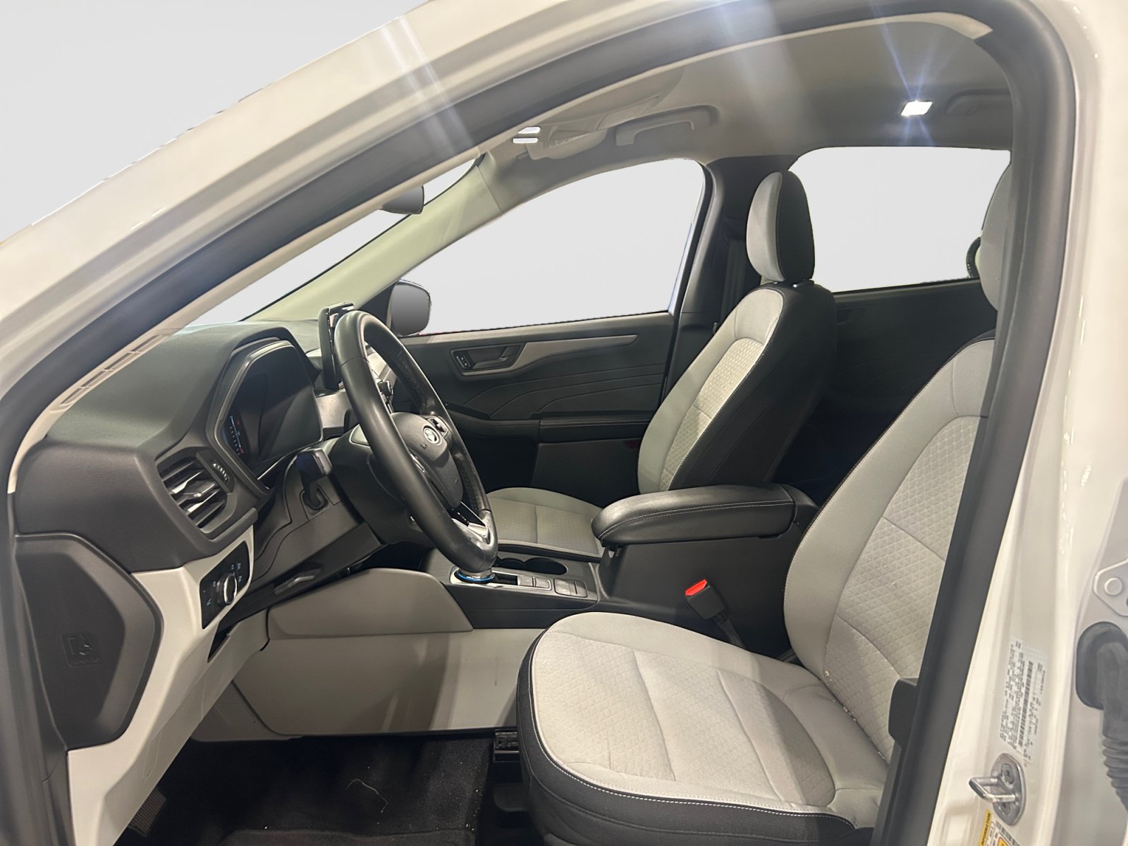 Used 2024 Ford Escape Active FWD image 11