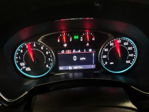 Used 2022 Chevrolet Equinox Premier AWD/4WD image 6