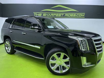 Used 2017 Cadillac Escalade Luxury