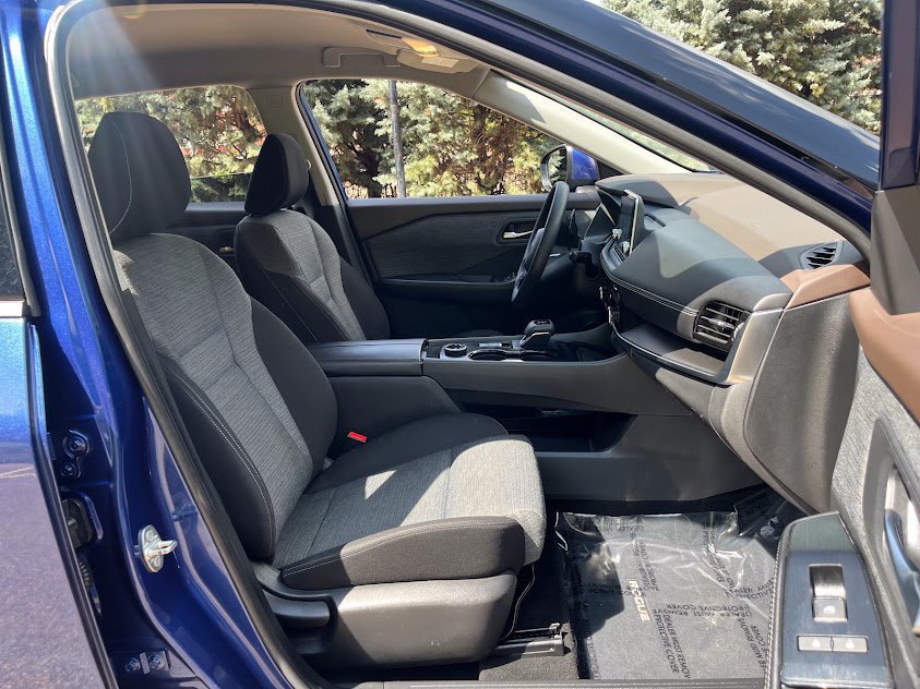 Used 2021 Nissan Rogue SV AWD/4WD image 37