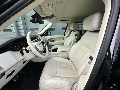 Certified 2024 Land Rover Range Rover Autobiography AWD/4WD image 17