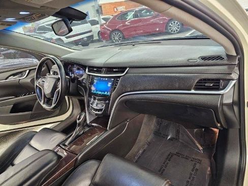 Used 2013 Cadillac XTS FWD image 8