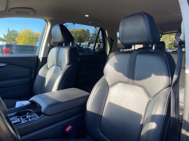 Used 2023 Honda Pilot EX-L image 2
