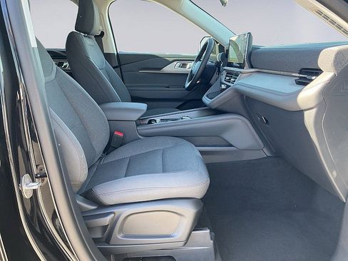 New 2026 Ford Explorer Active image 11