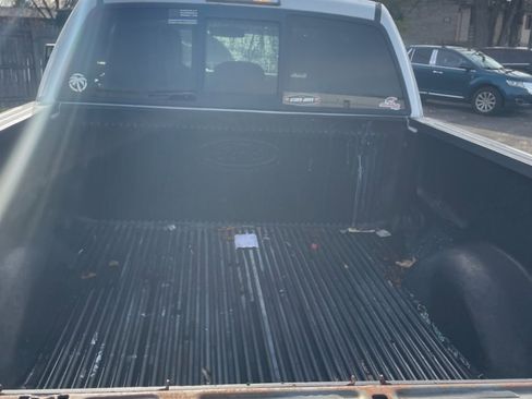 Used 2012 Ford F150 XLT w/ XLT Chrome Pkg image 15