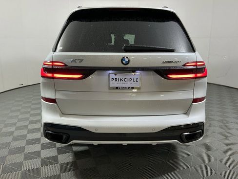 Certified 2025 BMW X7 xDrive40i w/ M Sport Package AWD/4WD image 6