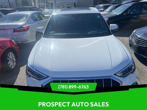 Used 2019 Audi Q3 2.0T Premium Plus image 1