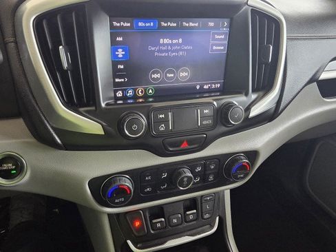 Used 2019 GMC Terrain SLE w/ GMC Pro Grade Package AWD/4WD image 7