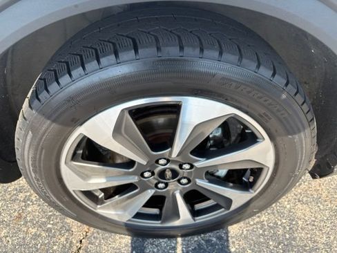 Used 2023 Ford Escape Platinum AWD/4WD image 20