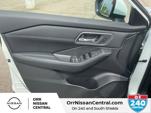 New 2026 Nissan Rogue Platinum w/ Platinum Premium Package AWD/4WD image 16