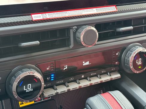 Certified 2025 Toyota 4Runner TRD Pro image 27