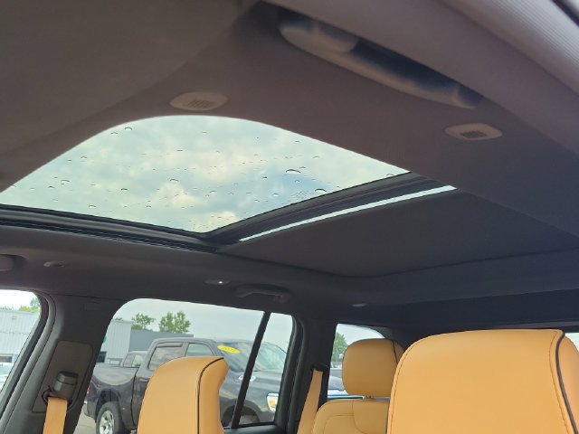 Certified 2023 Jeep Grand Cherokee Summit AWD/4WD image 14