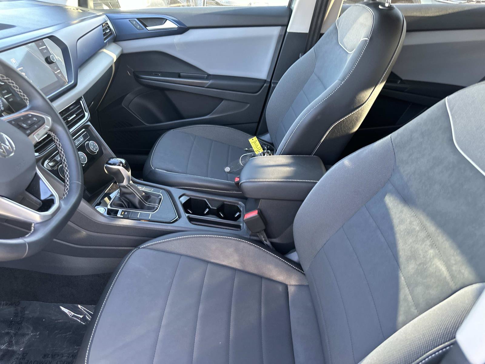 Certified 2023 Volkswagen Taos SE FWD image 23