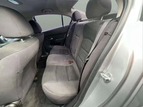 Used 2013 Chevrolet Cruze LT image 8