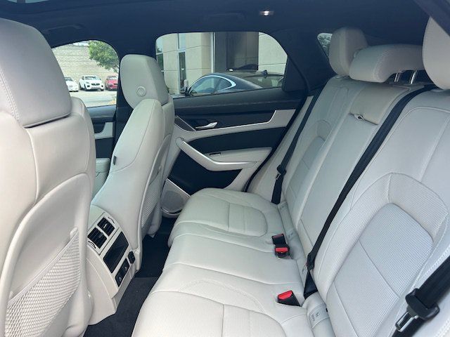 Used 2026 Jaguar F-PACE R-Dynamic S AWD/4WD image 19