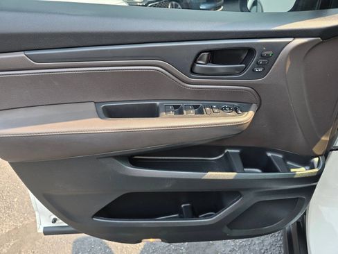 Used 2019 Honda Odyssey EX-L image 18