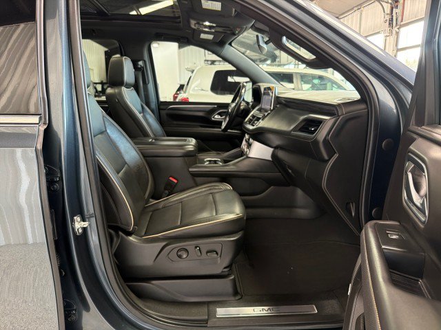 Used 2021 GMC Yukon SLT w/ SLT Premium Package RWD image 12