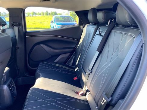 Used 2022 Ford Mustang Mach-E Select RWD image 10