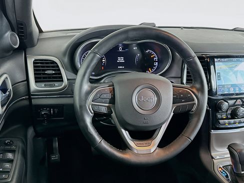 Used 2019 Jeep Grand Cherokee Limited AWD/4WD image 18