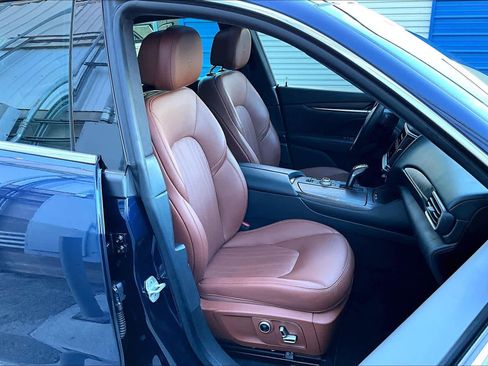 Used 2023 Maserati Levante GT image 8