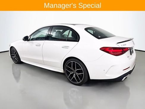 Used 2024 Mercedes-Benz C 300 4MATIC Sedan image 5