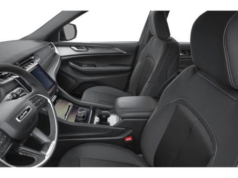 New 2027 Jeep Grand Cherokee L Limited AWD/4WD image 8