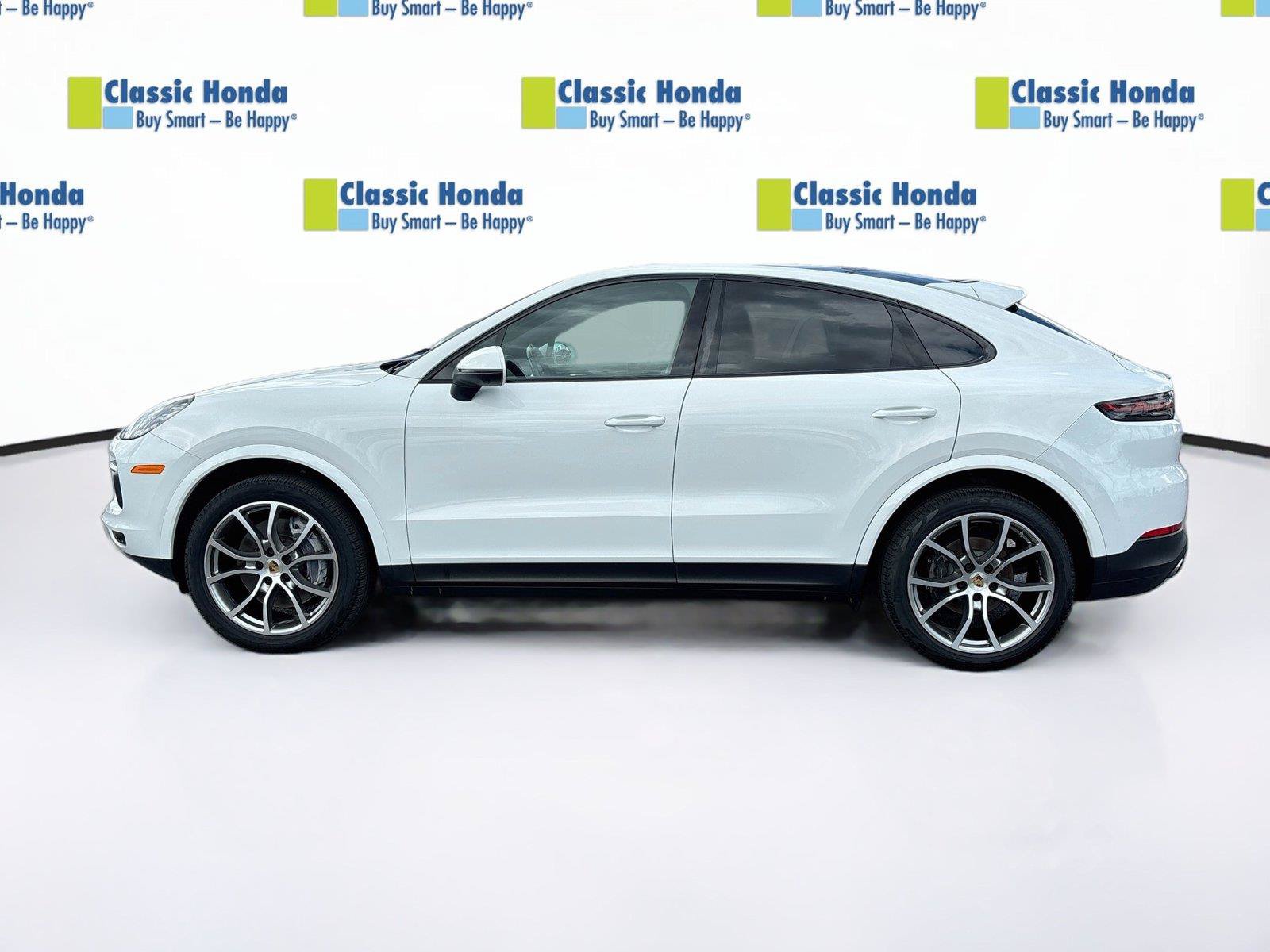 Used 2021 Porsche Cayenne Coupe AWD/4WD image 4
